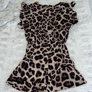 SHEIN - Leopard print Romper size L tried on too small in bust I’m 36 GG
